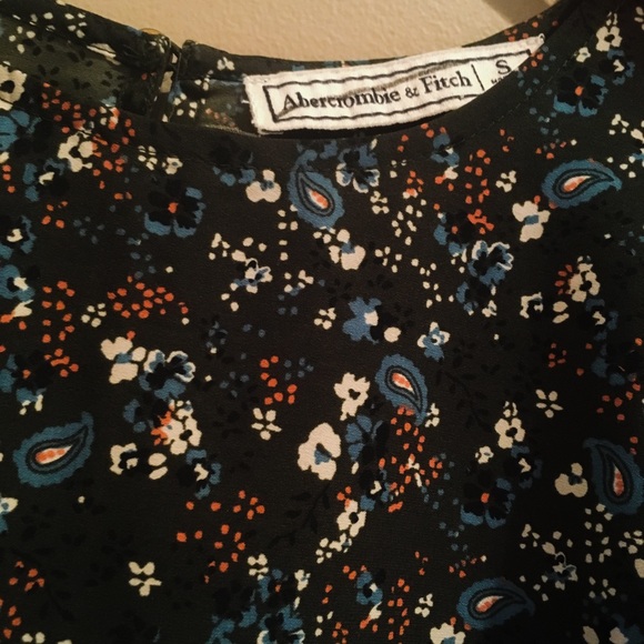 A&F Long-sleeve Boho Dress. - Picture 6 of 7